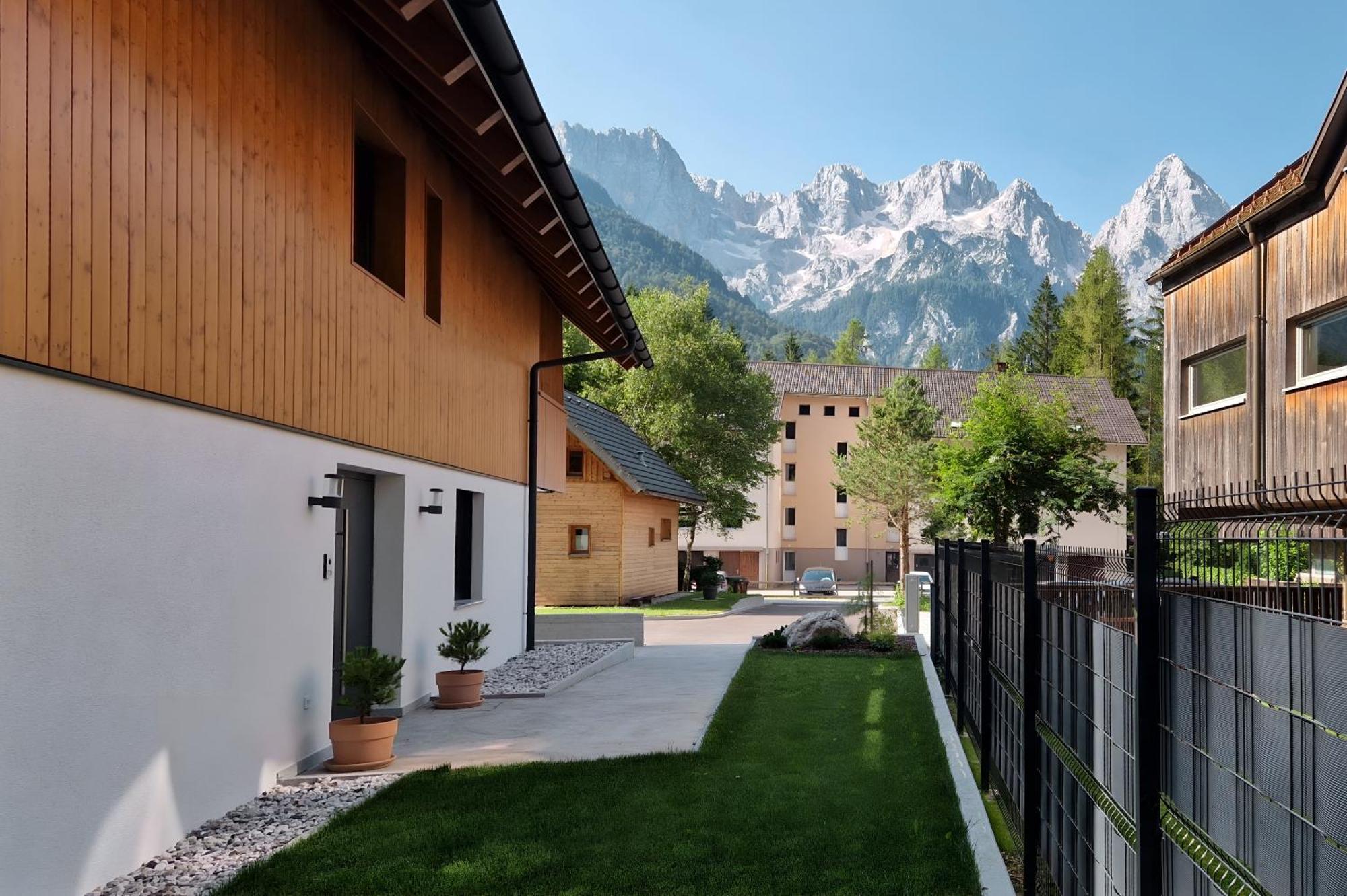 Hisa Oblak Apartment Гозд Мартулек Екстериор снимка